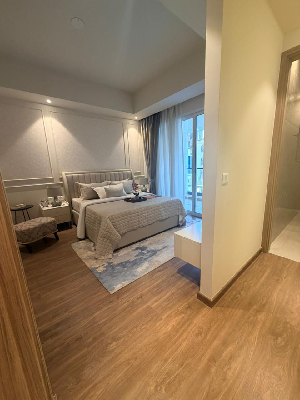 Show Apartment Bedroom